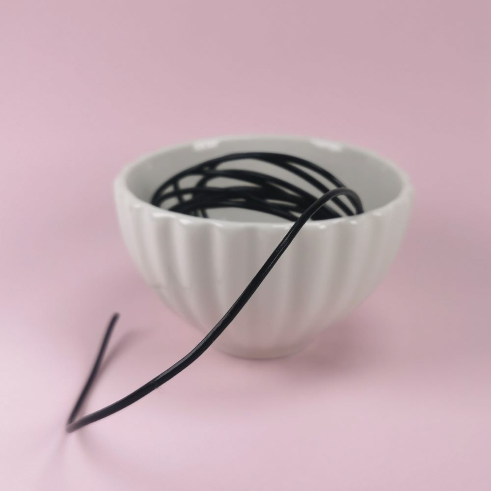 Runt läderband 2 mm – svart, 3 meter