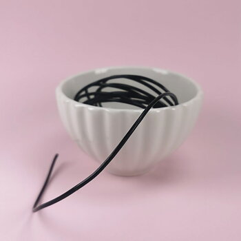 Runt läderband 2 mm – svart, 3 meter