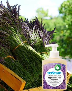 Sodasan Vegetabilisk Tvål Lavendel & Oliv med nyskördad lavendel