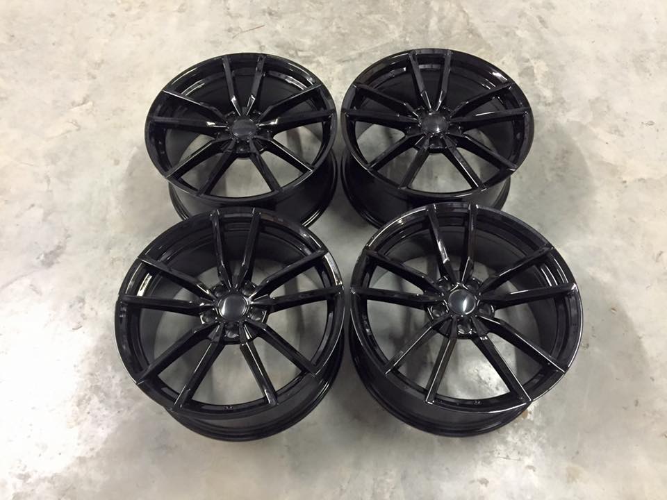 19" Pretoria style Gloss Black 5x112 - 5