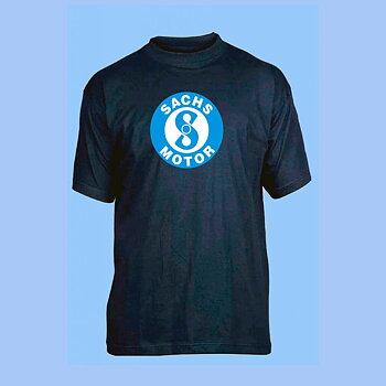 Klassisk T-shirt 100 % bomuld, Sachs, god kvalitet med stort tryk på brystet. Sort