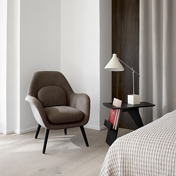 Magazine Sidobord Svartlackad ek -  Fredericia Furniture