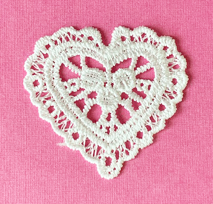Applique Heart Lace small