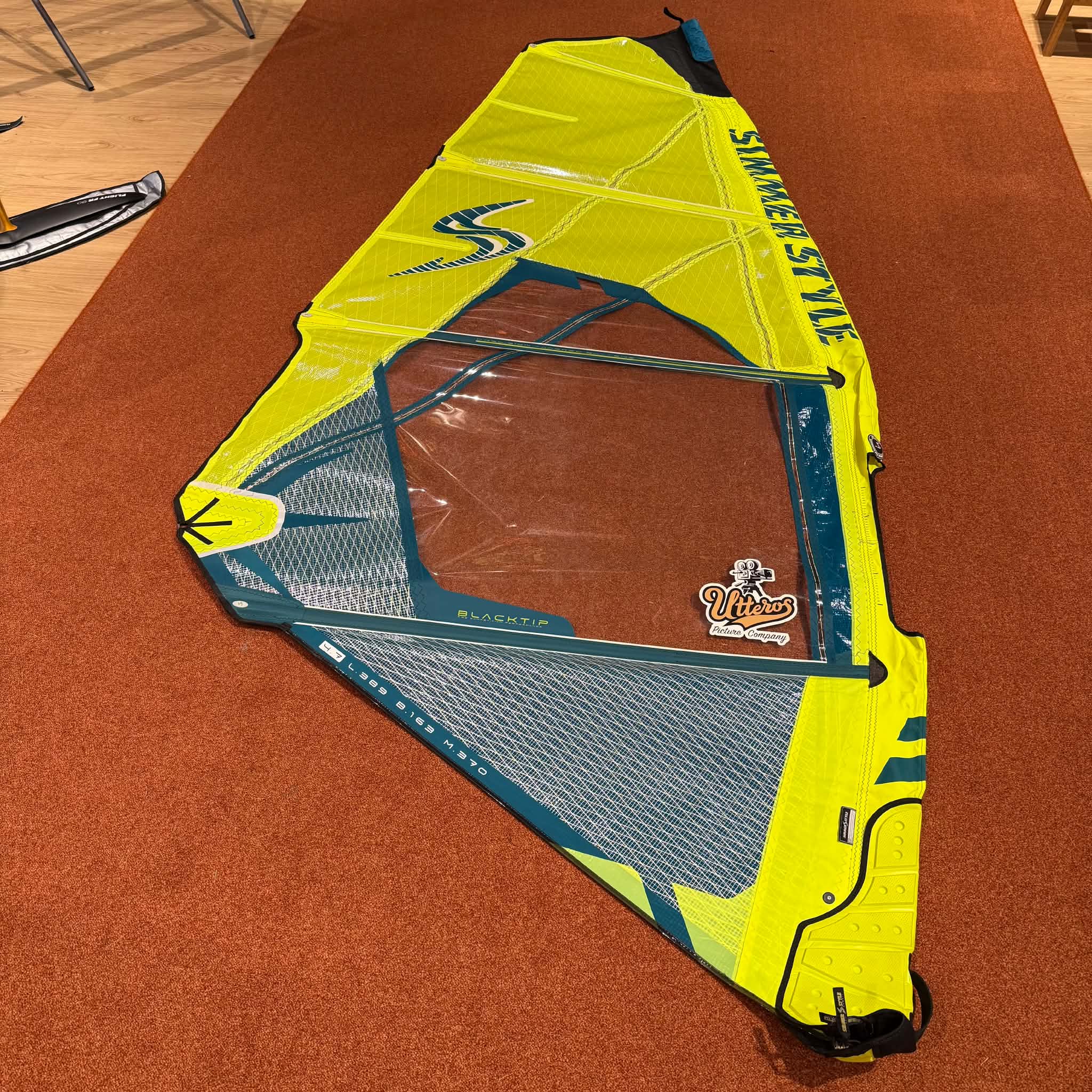Begagnat vindsurfingsegel 4.7 Simmer Blacktip 2024