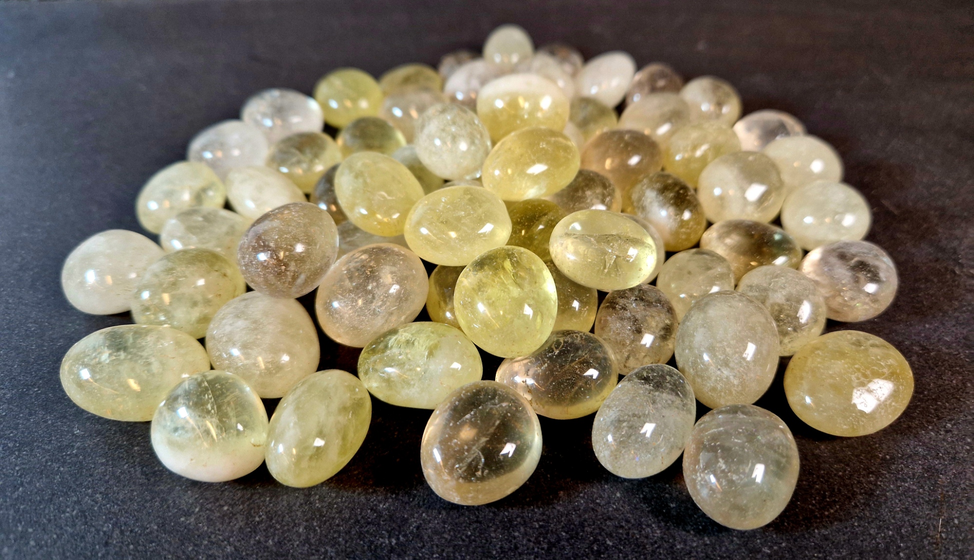 Citronkvarts (Lemon Quartz) - Trumlad