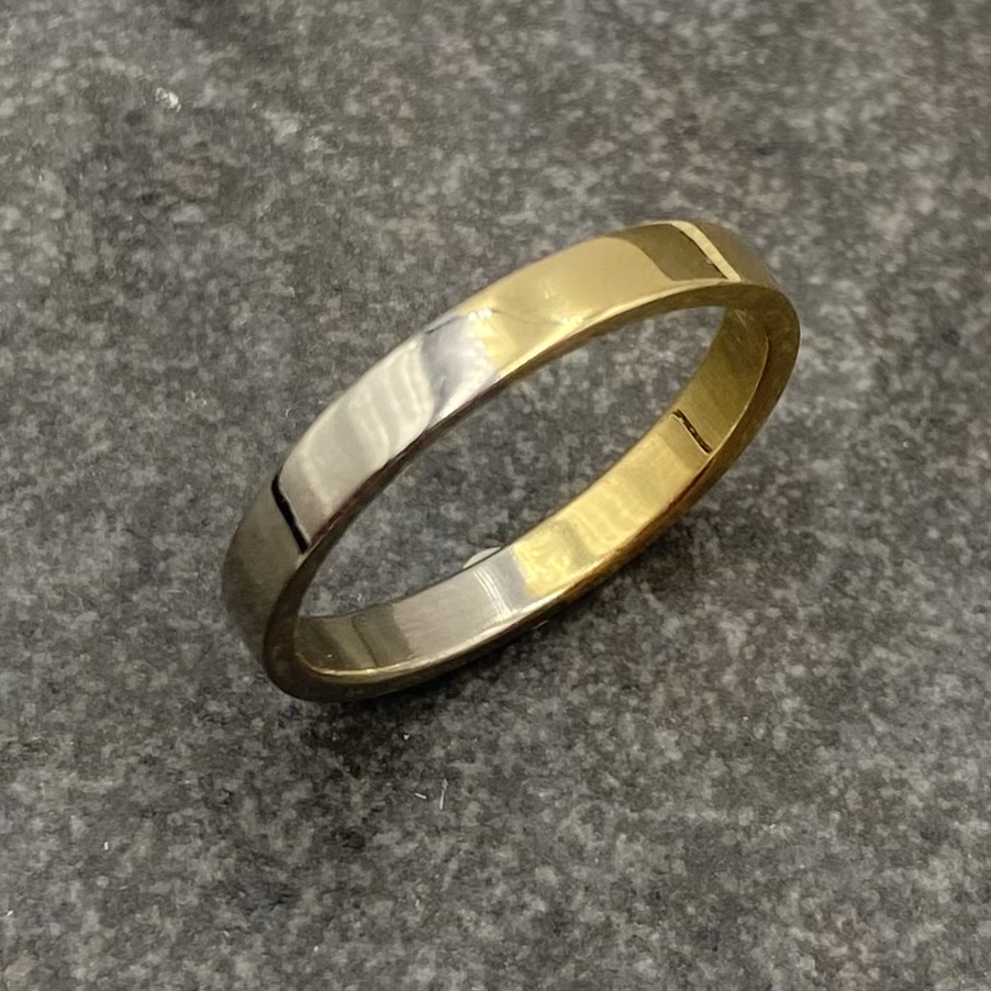Ring FiftyFifty handgjord guld/vitguld 18 karat