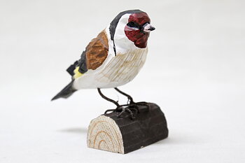 European Goldfinch Wood 8x5x8 cm