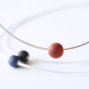 Boj - sterling silver necklace with spherical stone