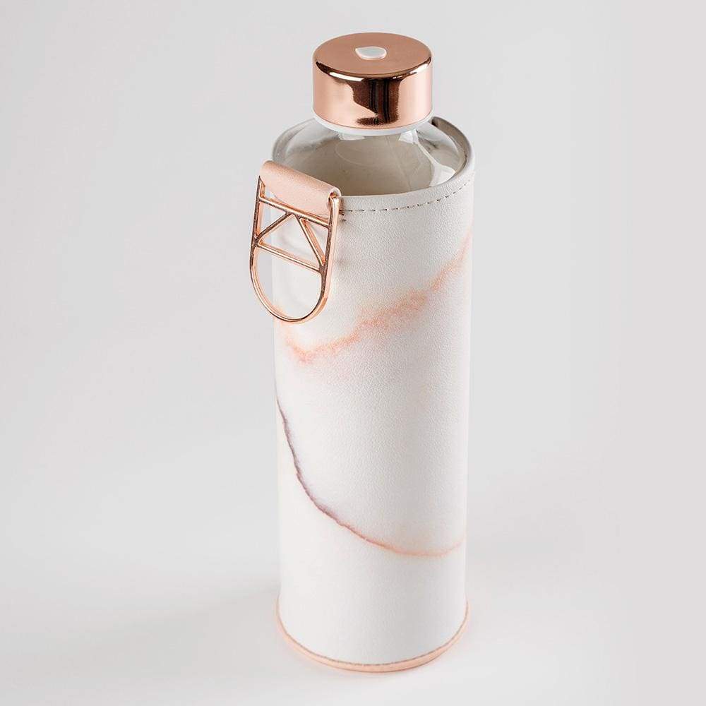 vandflaske – smukt lys rosa marmormønster