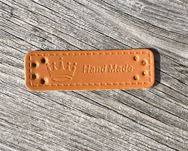 Letherlabel brown handmade crown