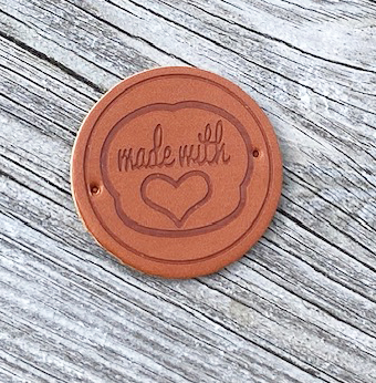 Letherlabel brown handmade heart round