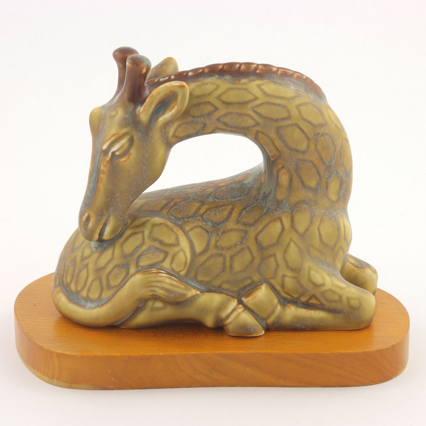 ★再値下げ★Gunnar Nylund Giraffe  Gunnar Nylund (1950s) Serene Giraffe Figurine 15 cm