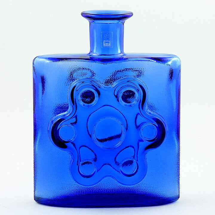 Erkkitapio Siiroinen (Paukkurauta 1970) Blue Vase with Revolver Cylinder Relief 17 cm