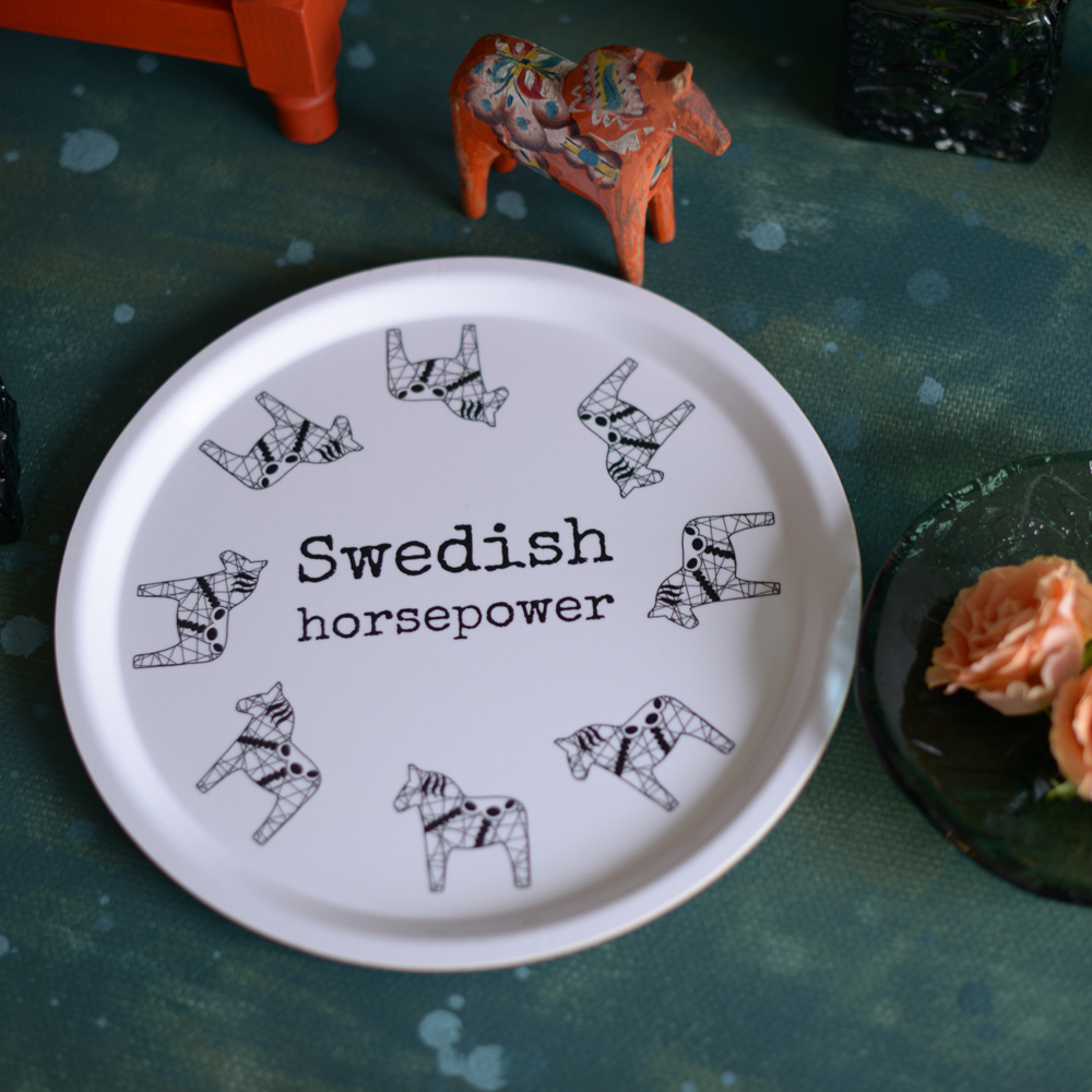 bricka SWEDISH HORSEPOWER 31 cm - UTGÅENDE - 4