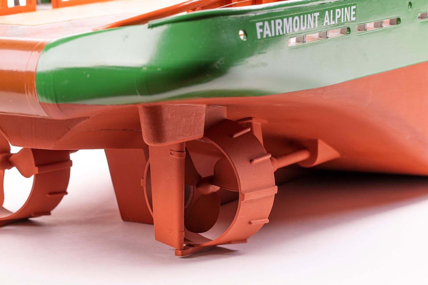 Bogserbåt Fairmount Alpine, träbyggsats (1:75) - 4