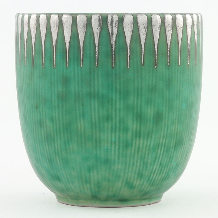 ヴィルヘルム・コーゲ　Argentaシリーズ   緑の器  (5.5cm)  1950年代