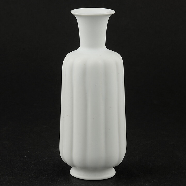 ヴィルヘルム・コーゲ   ホワイトの花瓶 Vase  12cm 1950年代