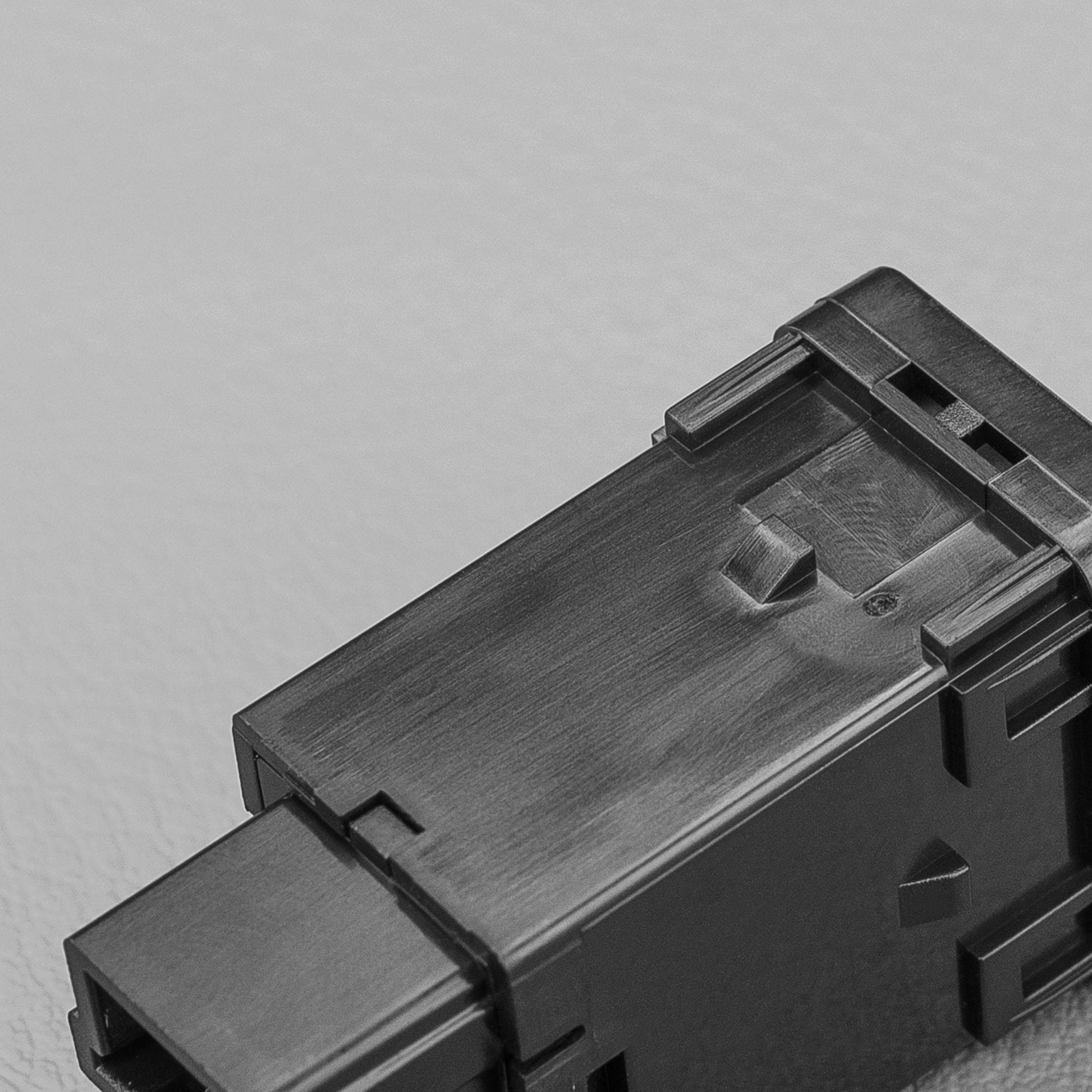 Short Type Push Switches to Suit Nissan - 3