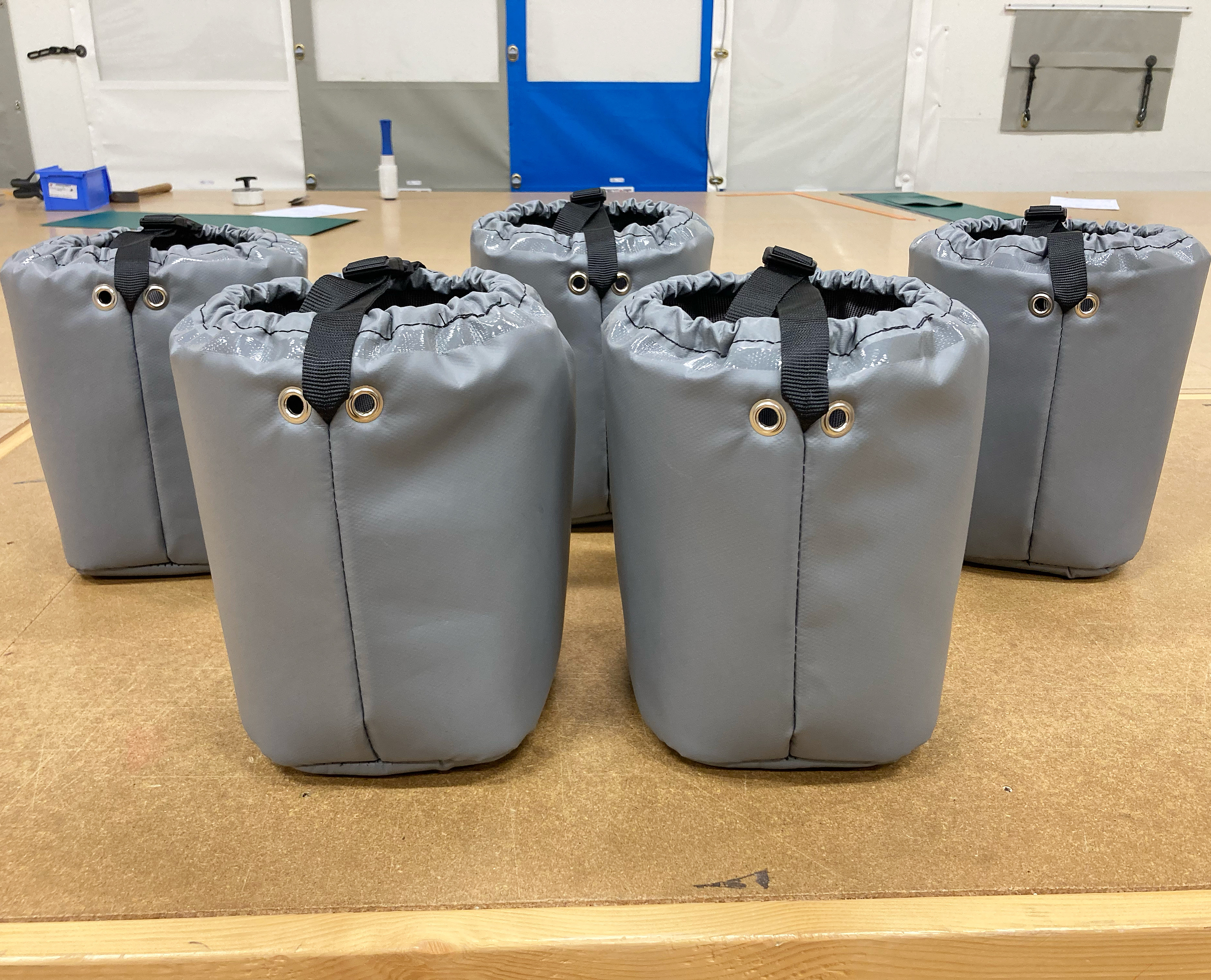 Isolerade huvar till fartyg i pvc-duk