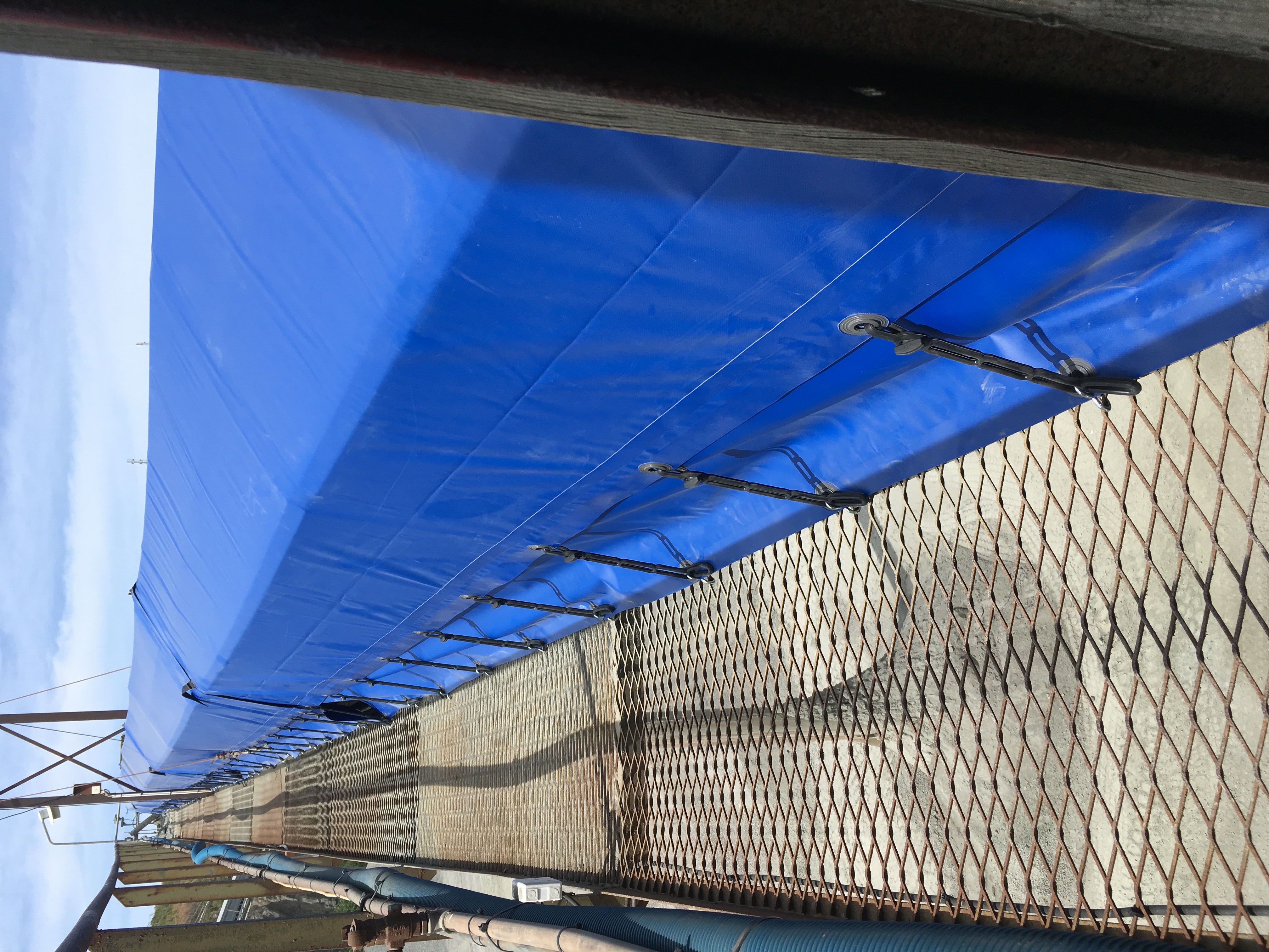 Dammskyddsduk i pvc över  transportband swerock2