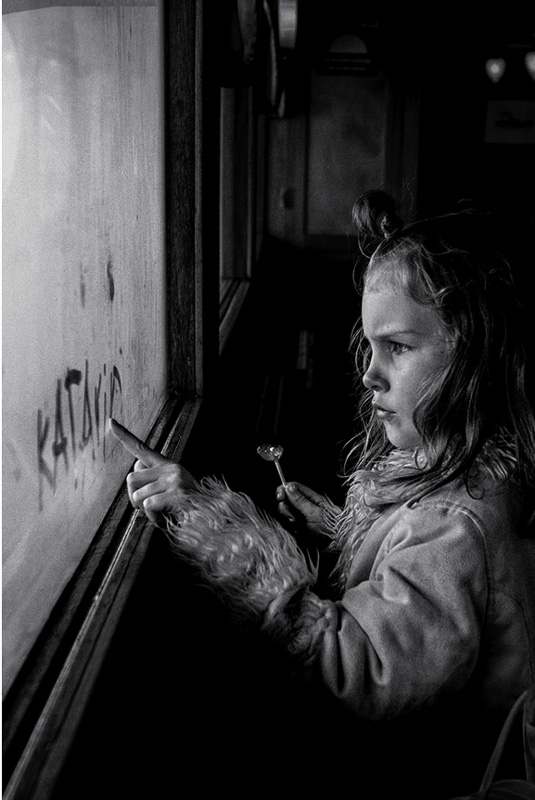 Simon Johansson: The Young Ones [signed] - 5