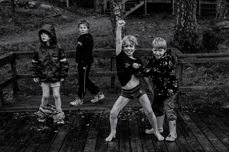 Simon Johansson: The Young Ones [signed] - 8