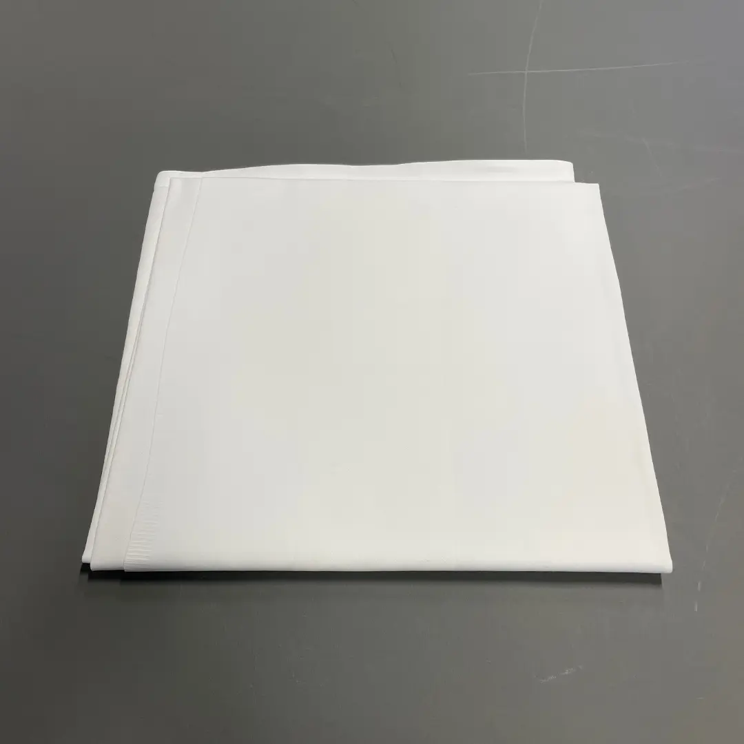 Linneduk 140x140cm, vit