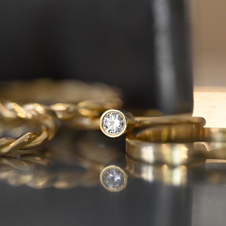 Ring Lily handgjord guld 18 karat 