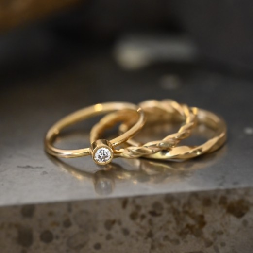Ring Lily handgjord guld 18 karat 