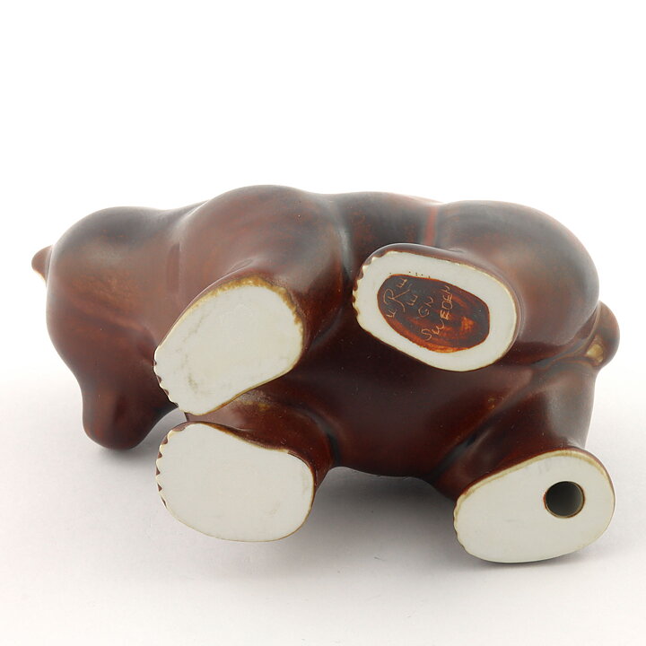 Gunnar Nylund (1964) Brown Bear on Wooden Plate 14/12 cm