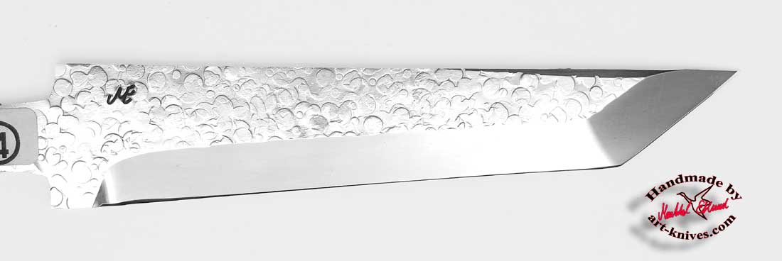 B8TFD Hunt Tanto Smidd yta