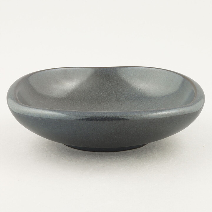 ベルント・フリーベリ  Selectaシリーズ  黒グレーのお皿  18cm  1960年代