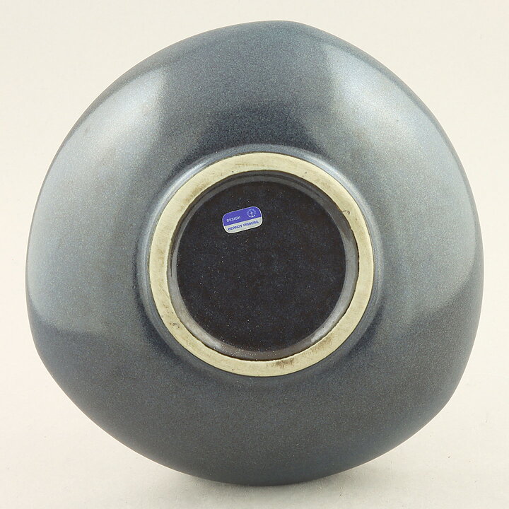 ベルント・フリーベリ  Selectaシリーズ  黒グレーのお皿  18cm  1960年代