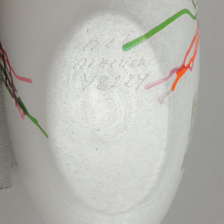 Bertil Vallien (Rainbow 1982) Whiter Swelling Glass Vase 15 cm