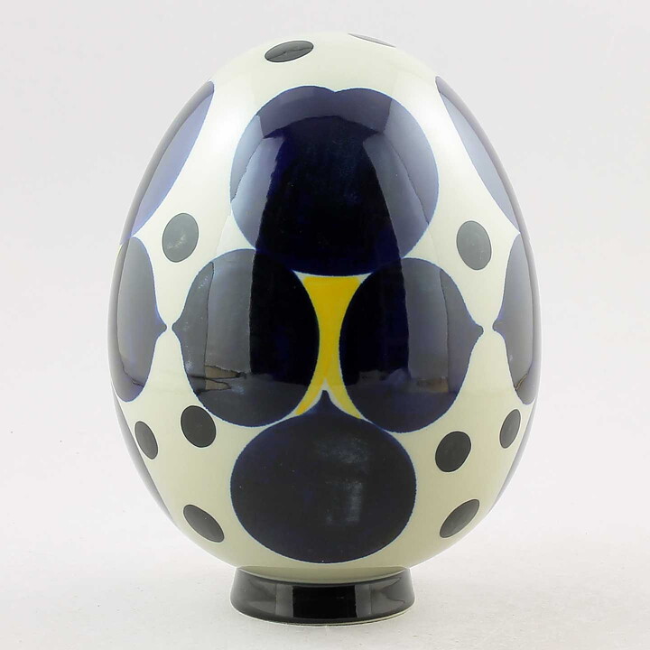 Sylvia Leuchovius (1960s) Blue Dotted Studio Egg 18 cm