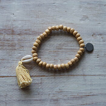 Ajlajk - Armband med snäcka  Honey