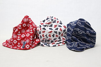 Beanie with motives of Boats - Knots - Anchors