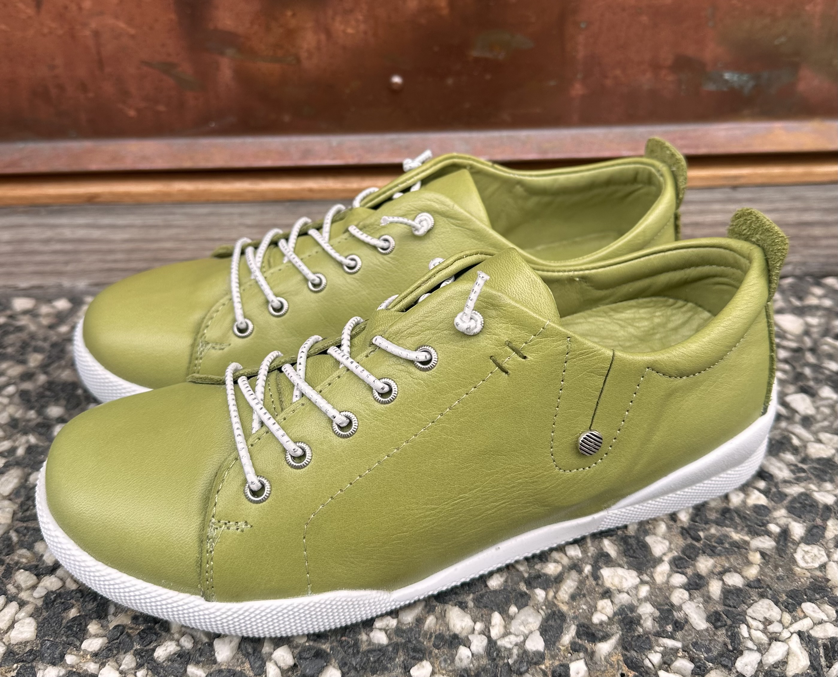 Sneakers från Charlotte of Sweden, kiwi - 2