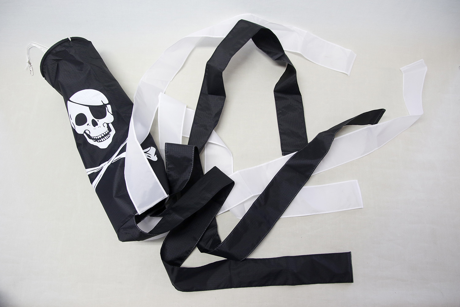 Jolly Roger Windsock 14x150 cm