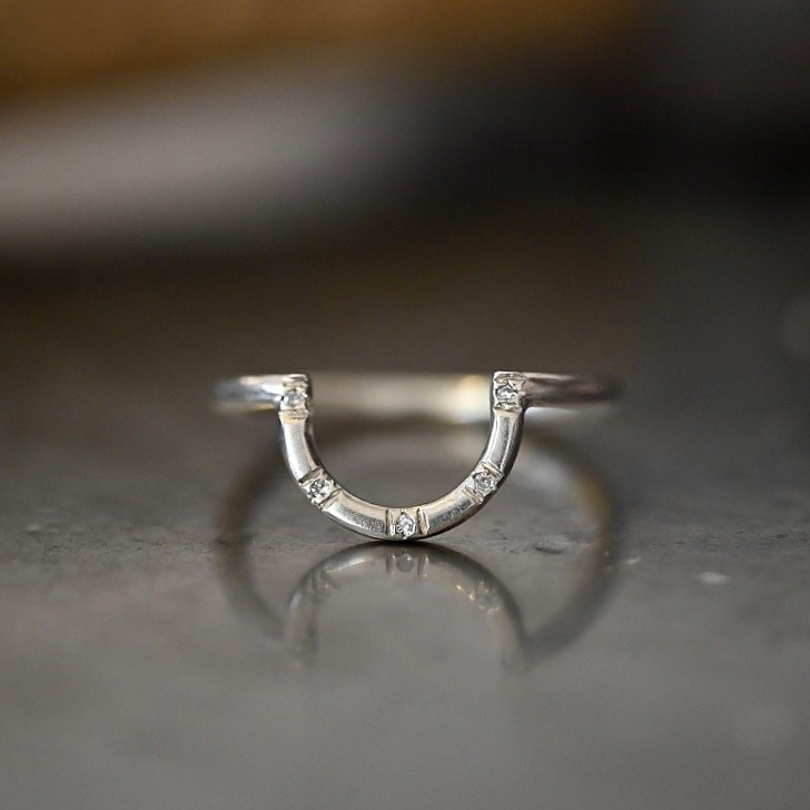Ring Jasmin handgjord diamanter 5x0,005 ct guld 18 karat 