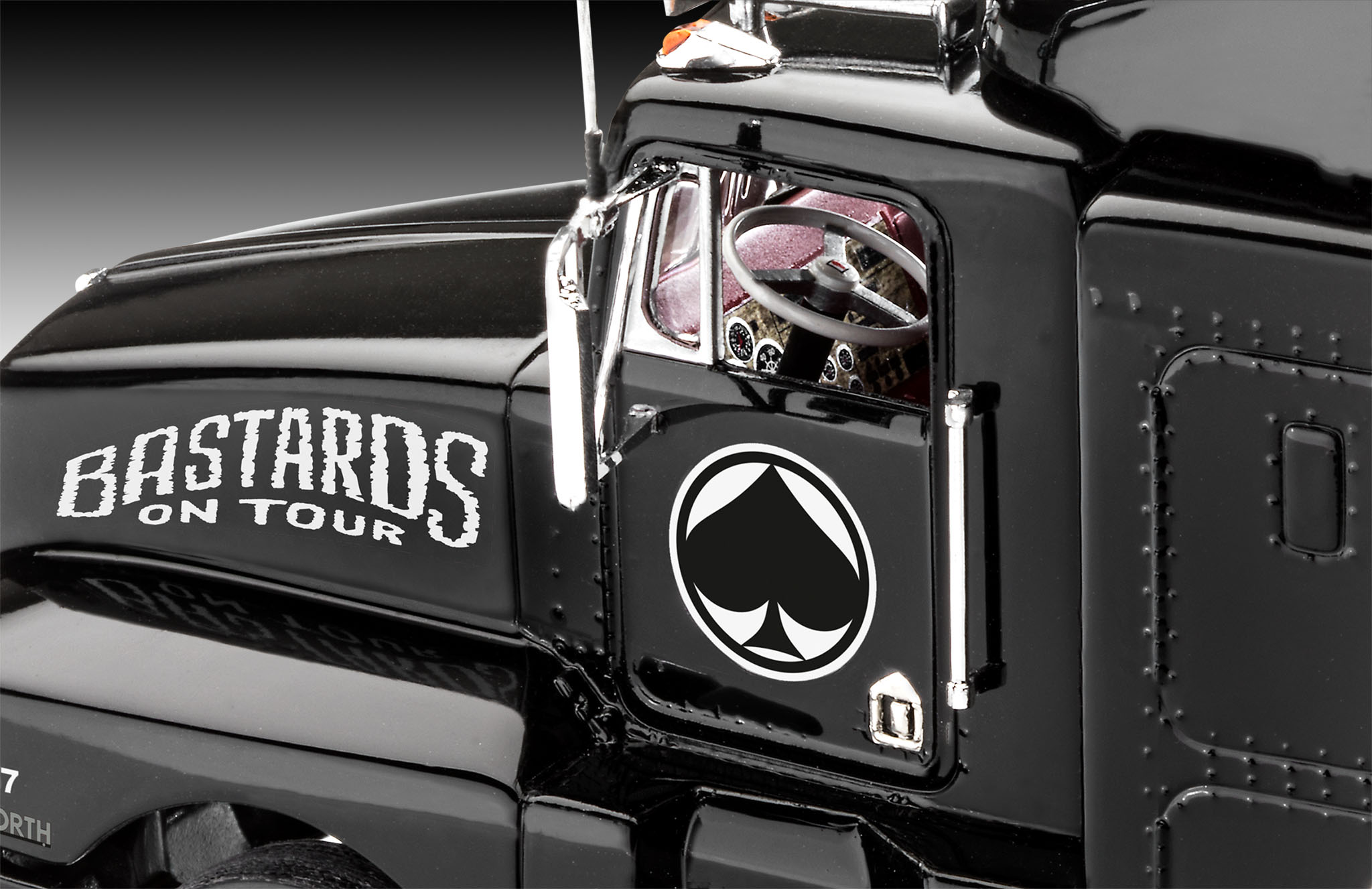 Model set: Motörhead Tour Truck 1/32 - 3