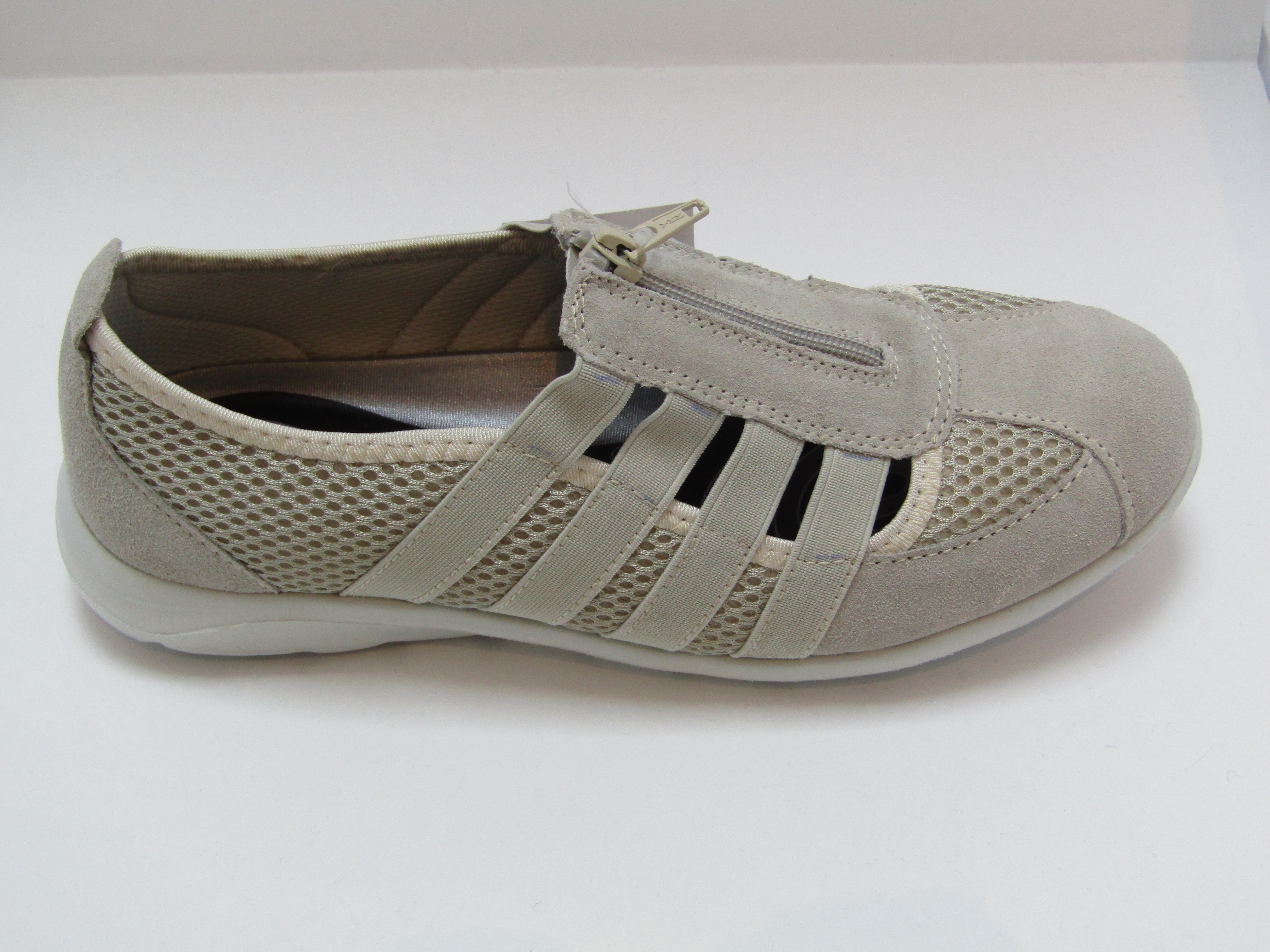 CC Resorts 694-4455 105 Beige - 2