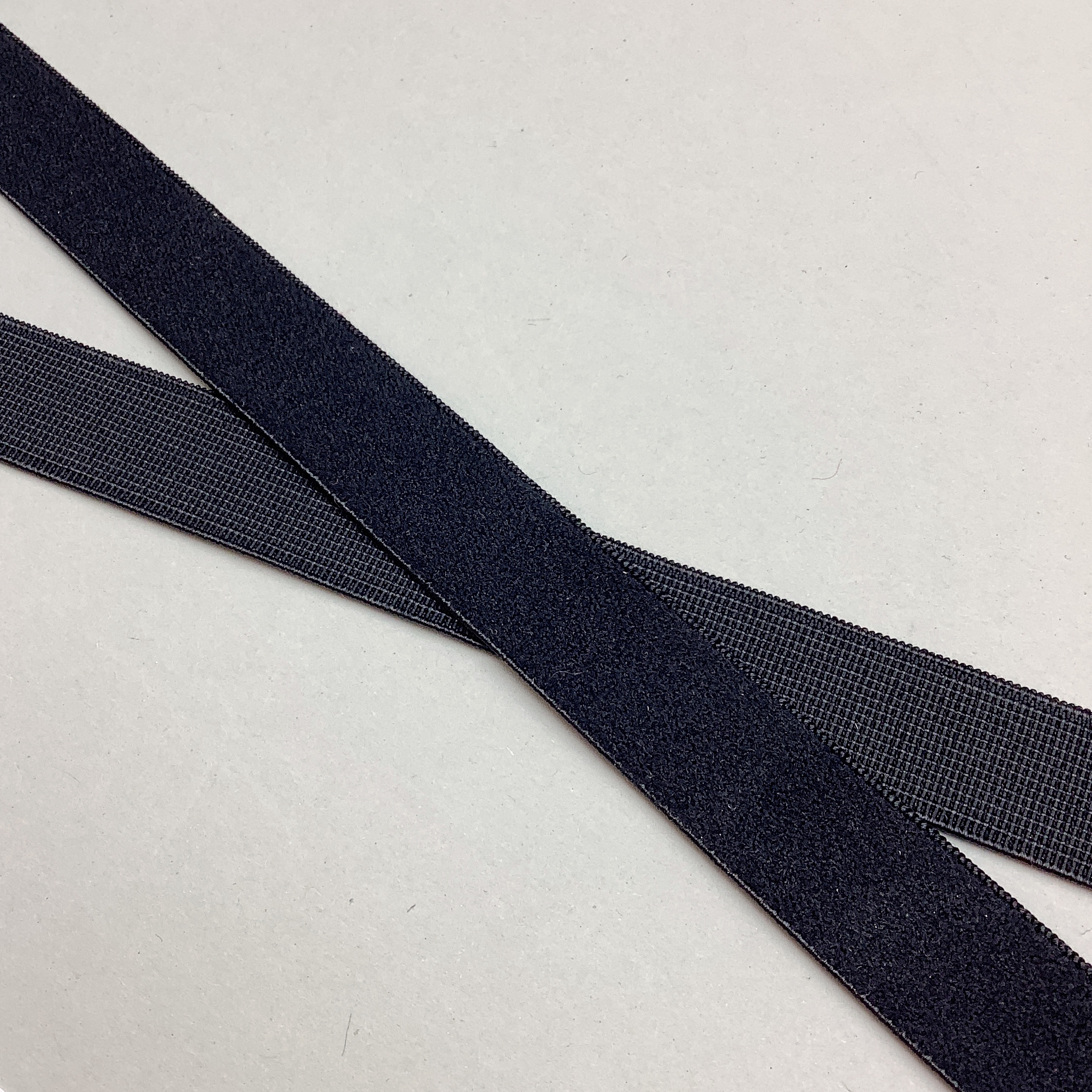 Flossad resår svart 16mm - BR16