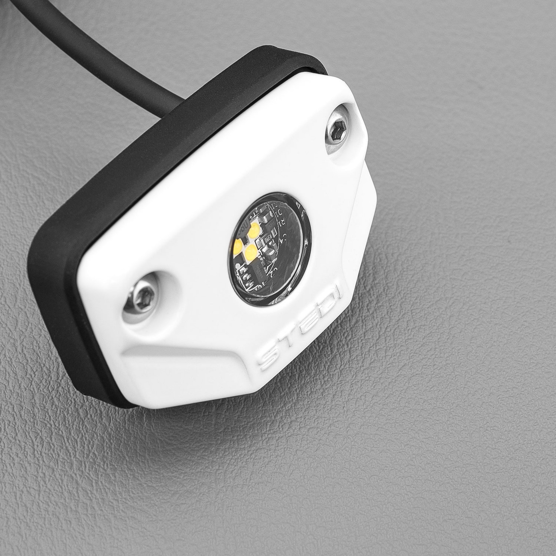 STEDI Surface LED Rock Light Marine | 5700K - 6