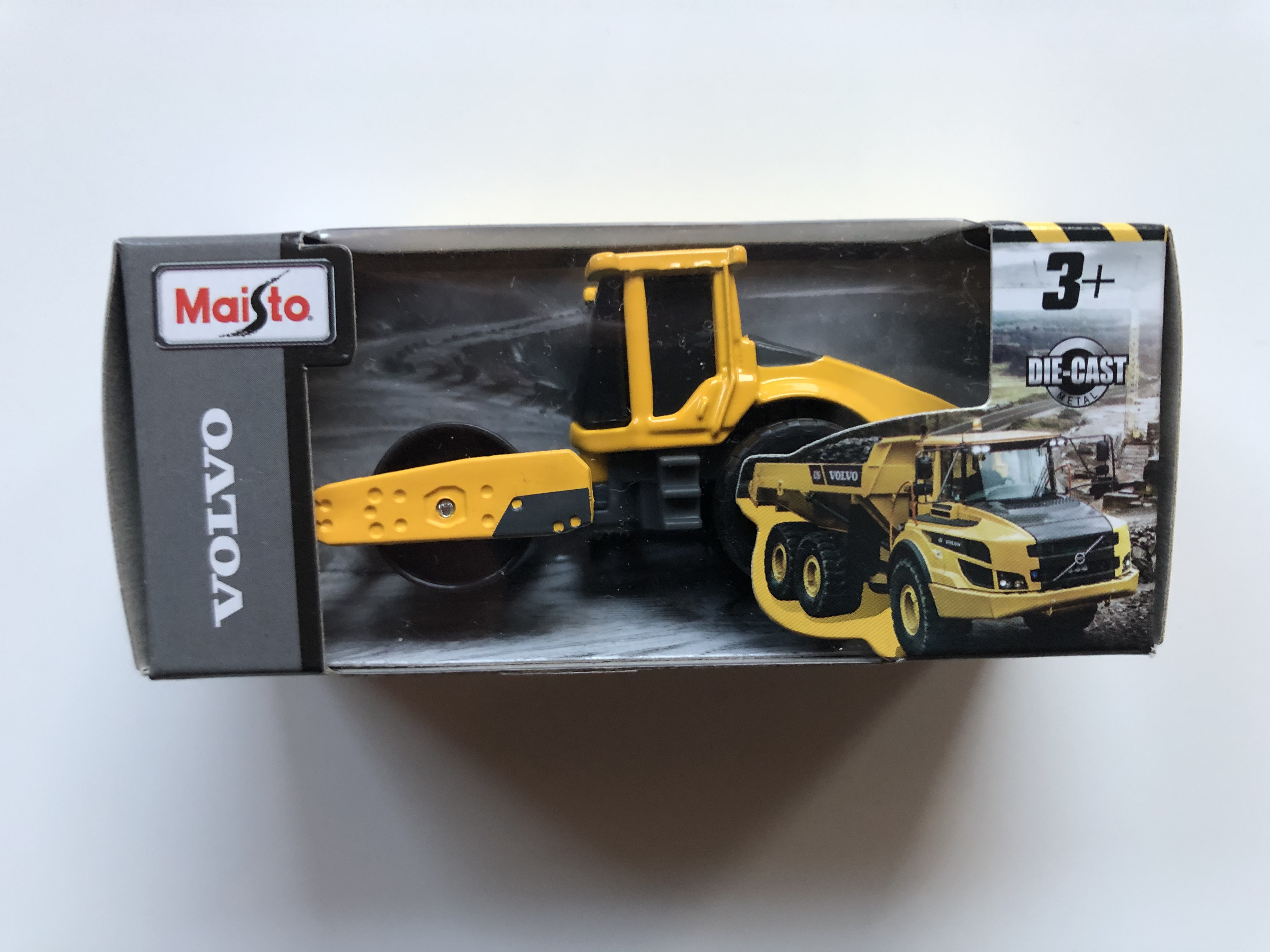 Maisto Volvo Die Cast Mini - 5