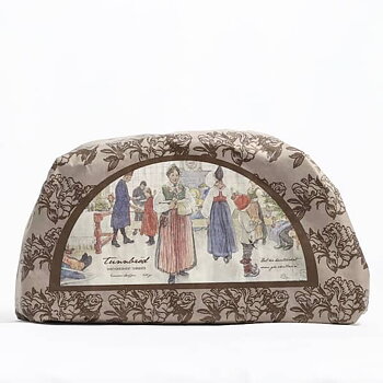 Hantverksbakat tunnbröd 200 gram i vacker pappersförpackning med klassiskt Carl Larsson-motiv.