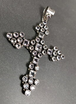 Silver Kors med Fascetterat Ametist - Fairtrade