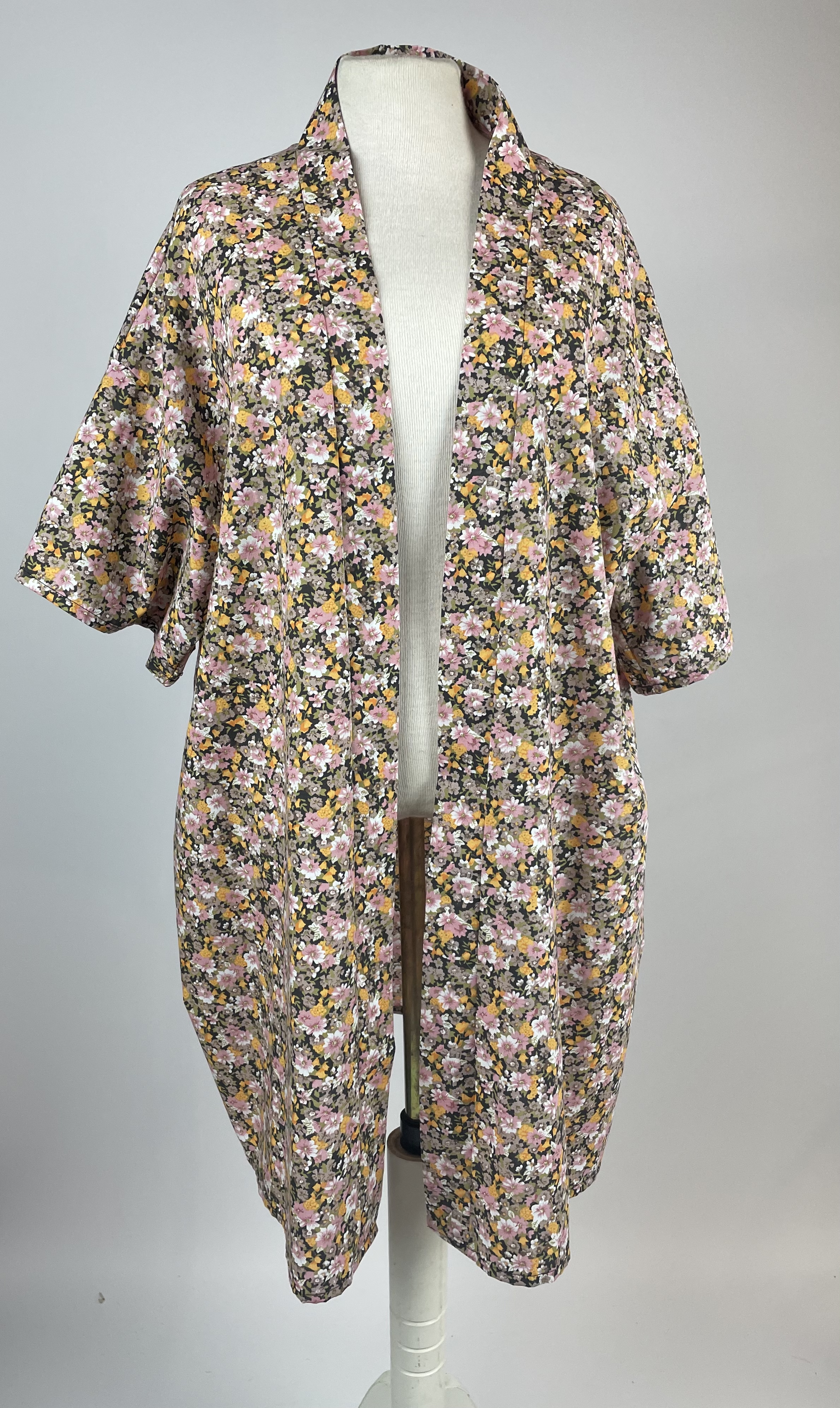 handsydd småblommig kimono  - 4