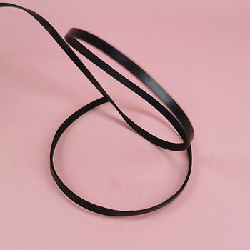 Platt läderband 3 mm – svart, metervara