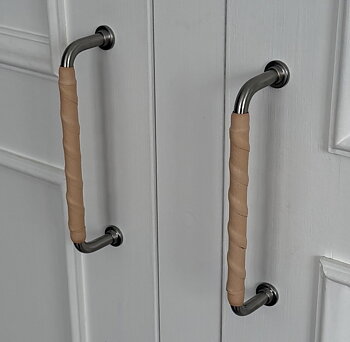 Läderhandtag Bruno Twist 128 - Natur/Rostfri finish